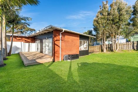 Photo of property in 137 Albany Highway, Unsworth Heights, Auckland, 0632