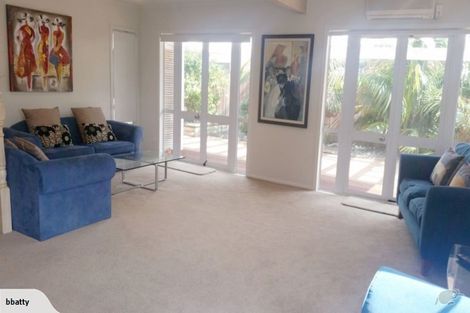 Photo of property in 2/7a Corunna Road, Milford, Auckland, 0620