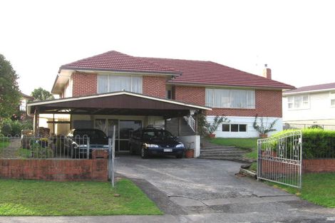 Photo of property in 14 Tiroroa Avenue, Te Atatu South, Auckland, 0610