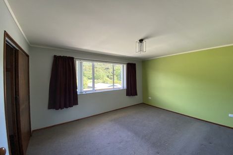Photo of property in 49 Hampden Street, Picton, 7220
