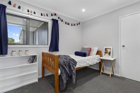 Photo of property in 8 Cooper Place, Chedworth, Hamilton, 3210