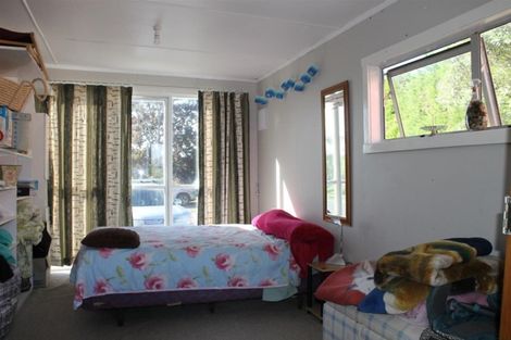 Photo of property in 212 Huarau Road, Whakapirau, Maungaturoto, 0583