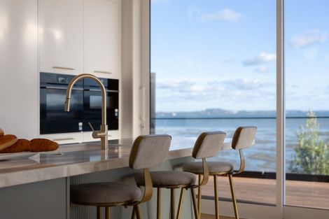 Photo of property in 4 Seawind Way, Hobsonville, Auckland, 0616