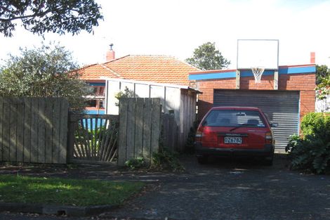 Photo of property in 26 Plympton Street, Brooklands, New Plymouth, 4310