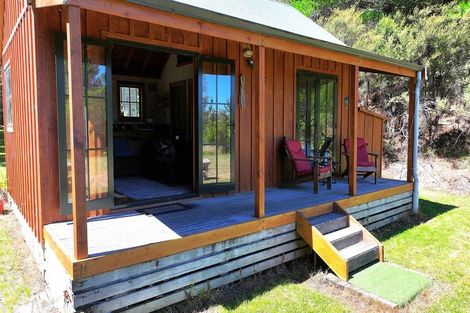 Photo of property in 3244 Ngahape Road, Stronvar, Masterton, 5890