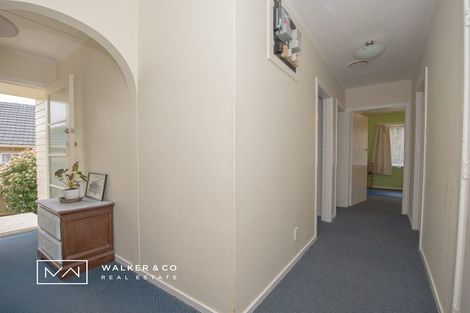 Photo of property in 61 Sunny Grove, Wainuiomata, Lower Hutt, 5014