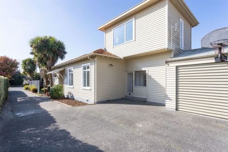 Photo of property in 16 Winton Street, St Albans, Christchurch, 8014