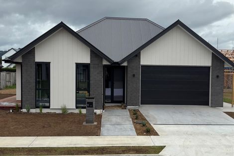 Photo of property in 11 Richards Street, Cambridge, 3434