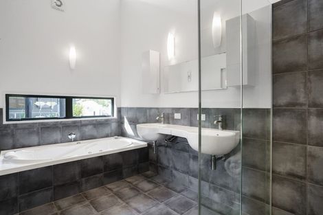 Photo of property in 6 Broadway Avenue, Waikuku Beach, 7473