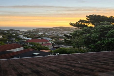 Photo of property in 5 Bay Lair Grove, Island Bay, Wellington, 6023