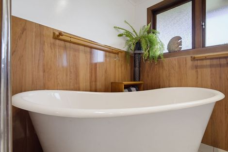 Photo of property in 12 Waihou Road, Te Aroha, 3320