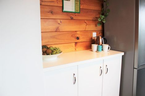 Photo of property in 2/157 Verbena Road, Birkdale, Auckland, 0626