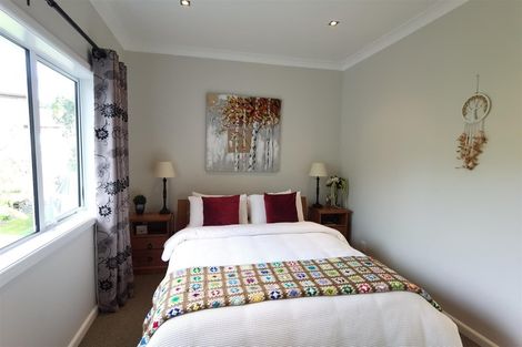 Photo of property in 172 Mellons Bay Road, Mellons Bay, Auckland, 2014