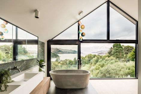 Photo of property in 109 Main Road, Governors Bay, Lyttelton, 8971