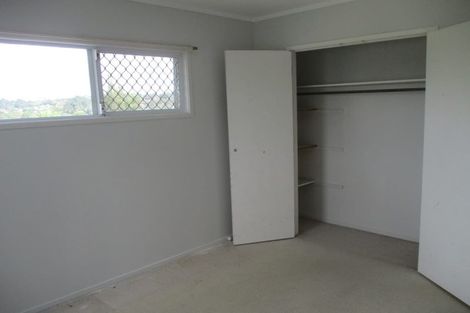 Photo of property in 1 Jarrah Place, Massey, Auckland, 0614