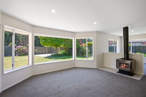 Photo of property in 17 Flaxgrove Place, Parklands, Christchurch, 8083
