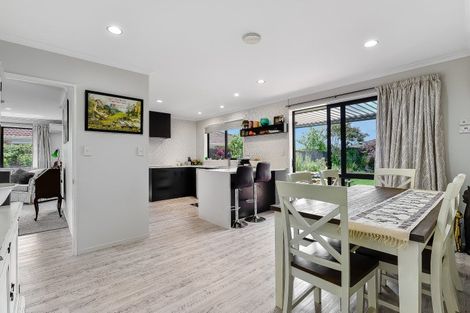 Photo of property in 21 Mangakoea Place, St Andrews, Hamilton, 3200