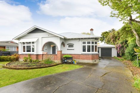 Photo of property in 22 Haydon Street, Roslyn, Palmerston North, 4414