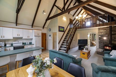 Photo of property in 36 Adamson Drive, Arrowtown, 9302