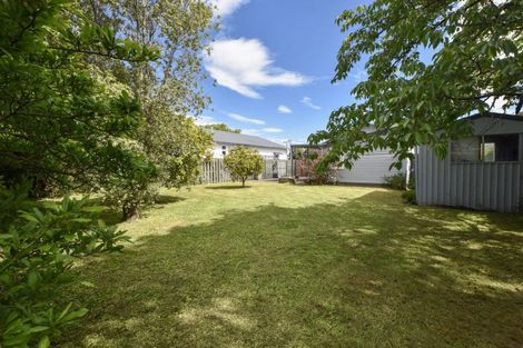 Photo of property in 6 Davy Street, Carterton, 5713