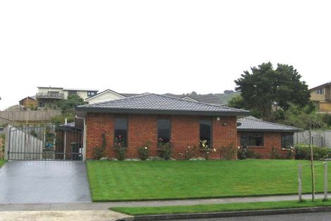 Photo of property in 10 Birkinshaw Grove, Riverstone Terraces, Upper Hutt, 5018