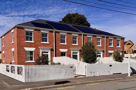 Photo of property in 30 Hargest Crescent, Saint Kilda, Dunedin, 9012