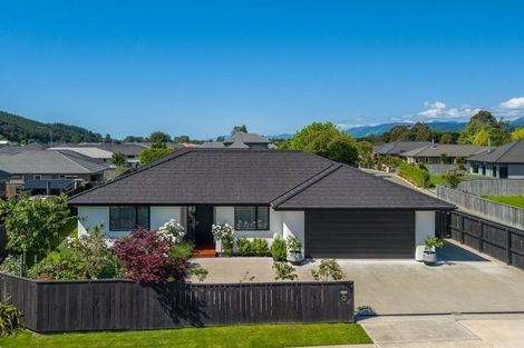 Photo of property in 6 George Fyfe Way, Wakefield, 7025