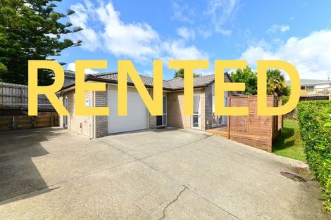 Photo of property in 79a Awaroa Road, Sunnyvale, Auckland, 0612