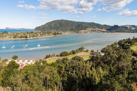 Photo of property in 40 Tairua Heights, Tairua, 3508