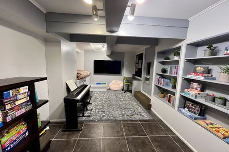 Photo of property in 14 Cecil Road, Tawa, Wellington, 5028