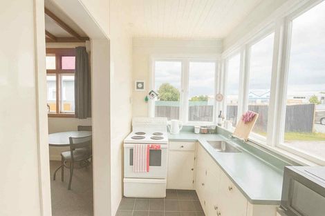 Photo of property in 36 Matipo Street, Takaro, Palmerston North, 4410