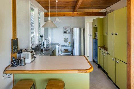 Photo of property in 34 Nikau Street, Eastbourne, Lower Hutt, 5013