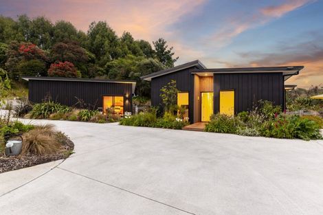 Photo of property in 27 Smithfield Road, Waikanae, 5391