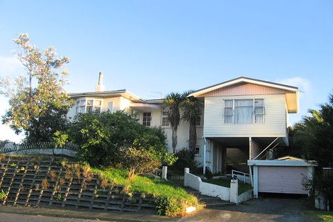 Photo of property in 3 Golf Road, Paraparaumu Beach, Paraparaumu, 5032