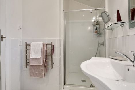 Photo of property in 33 Weld Street, Cambridge, 3434