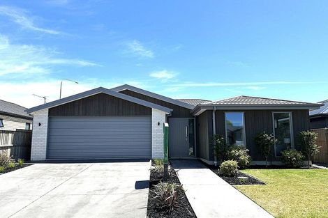 Photo of property in 14 John Raven Lane, Woodend, 7610