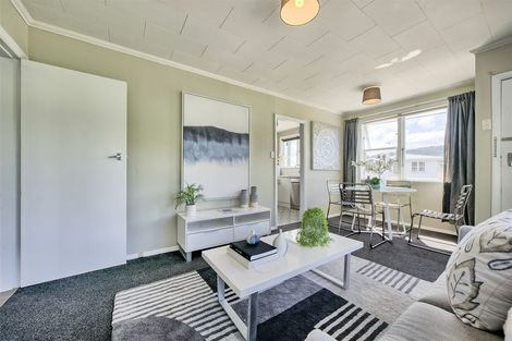 Photo of property in 1/18 Benge Crescent, Clouston Park, Upper Hutt, 5018