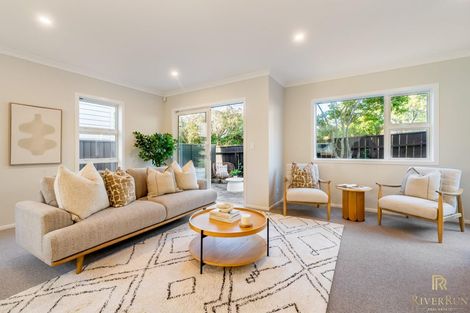 Photo of property in 70b Heretaunga Square, Silverstream, Upper Hutt, 5019