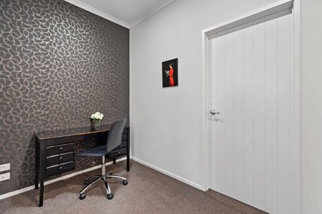 Photo of property in 1 Kapuka Street, Papamoa Beach, Papamoa, 3118