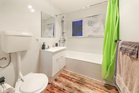 Photo of property in 2/27 Shirley Avenue, Papakura, 2110