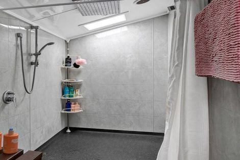 Photo of property in 9 Beach Road, Patea, 4520