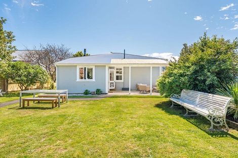 Photo of property in 14 Granville Street, Silverstream, Upper Hutt, 5019