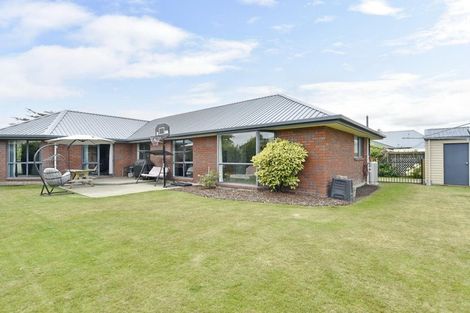 Photo of property in 225 Kingsbury Avenue, Rangiora, 7400