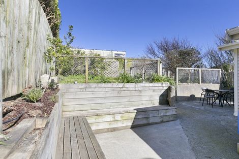 Photo of property in 26 Avon Street, Island Bay, Wellington, 6023