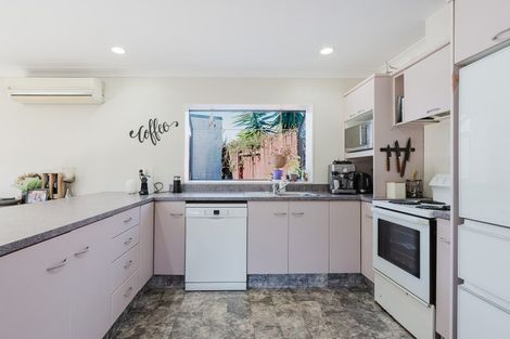 Photo of property in 15a Forest Lake Road, Forest Lake, Hamilton, 3200