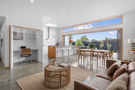 Photo of property in 37 Totara Close, Taieri Mouth, 9091