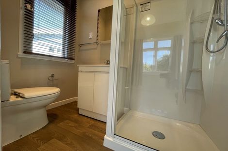 Photo of property in 11 Milverton Avenue, Hokowhitu, Palmerston North, 4410