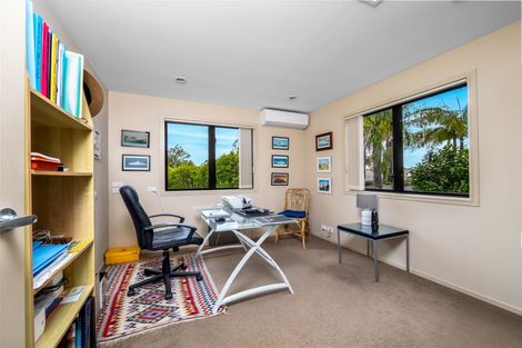 Photo of property in 15 Alderton Drive, Kerikeri, 0230