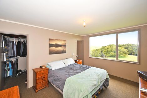 Photo of property in 301 Ranganui Road, Kaiwaka, 0573