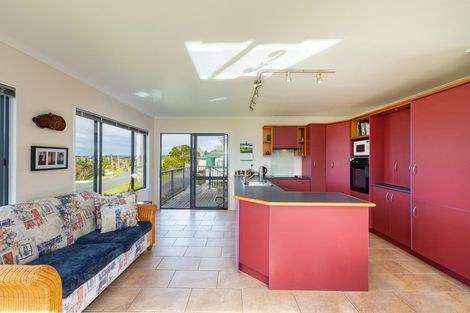 Photo of property in 27 Cullen Street, Mangawhai Heads, Mangawhai, 0505
